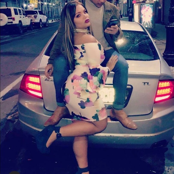 Floral dress - Picture 1 of 2